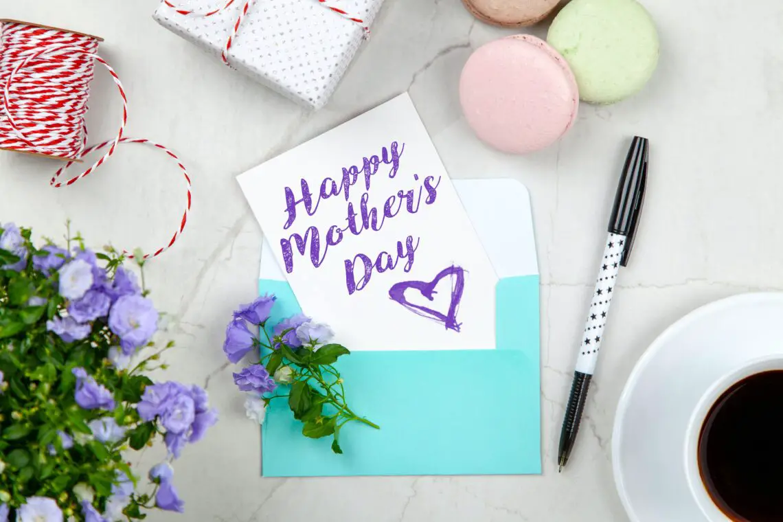 A Helpful Guide to a Happy Mother's Day : A Mother's Day Message